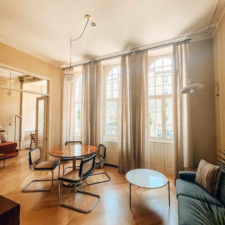Villa Theatro Heritage Apartments Брага Номер фото